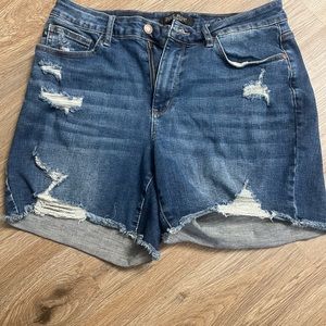 Women’s Judy Blue High Rise Destroyed Jean Shorts size 1X